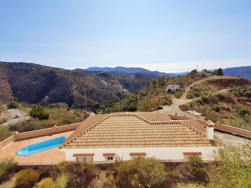 Landejendom i Canillas De Aceituno, Malaga - foto 4